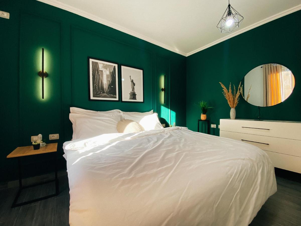 Blloku Area Modern App - The Nest Lägenhet Tirana Exteriör bild